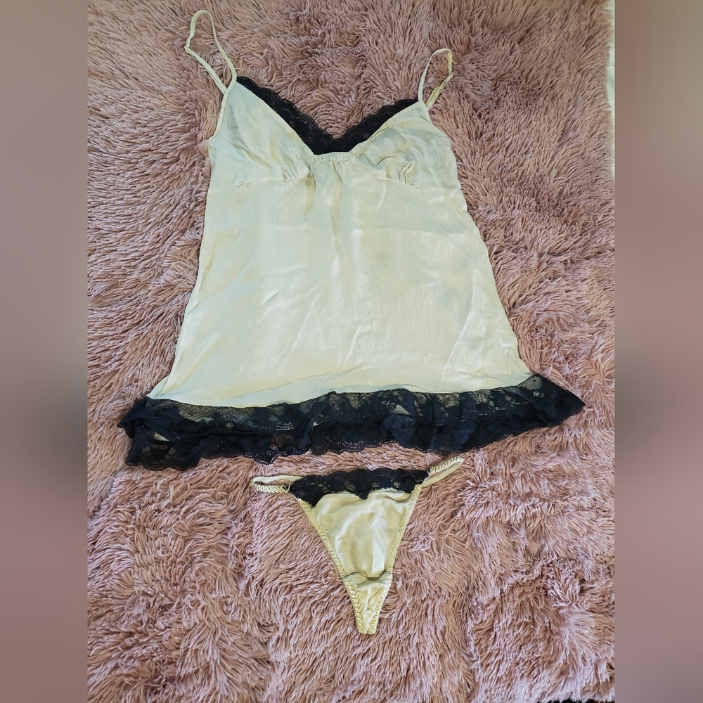 Vintage Victoria's Secret Silk Babydoll - Picture 7 of 14
